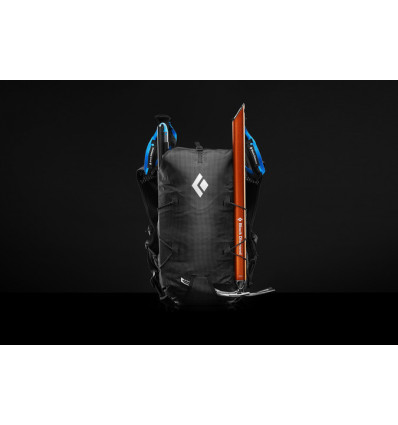 Trail backpack Black Diamond Distance 8 (black) - Alpinstore