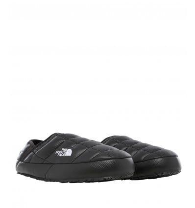 black north face slippers