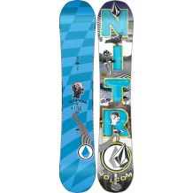 Nitro Snowboard 22 BEAST x VOLCOM