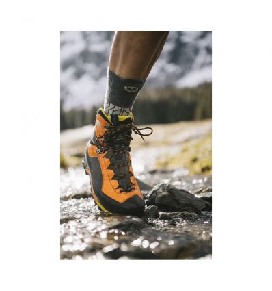 https://cdn1.alpinstore.com/622300-large_default/chaussettes-de-randonnee-therm-ic-trekking-warm-greylight-grey.jpg