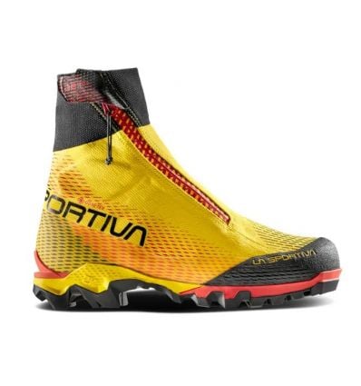 La Sportiva Men's Mountaineering and Trekking Boots - Ideal for Backpacking  and High Altitude Walks
