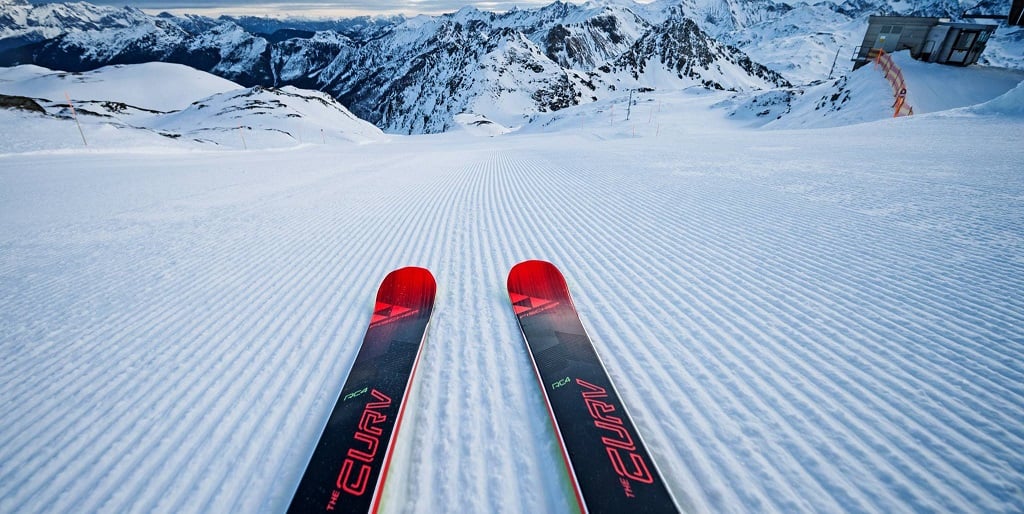 Hoe kies je de juiste maat voor piste, race- en all-mountain ski?